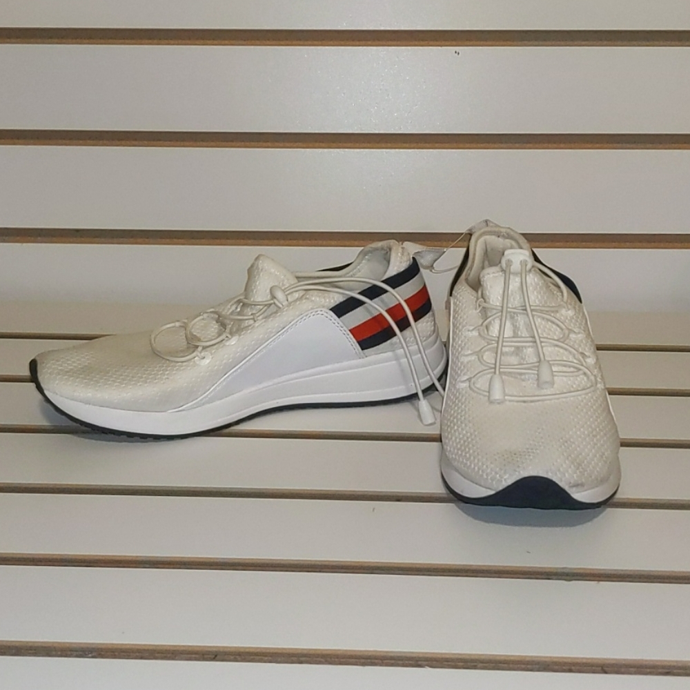 Women's Tommy Hilfiger Slip On Pull Lace Shoes